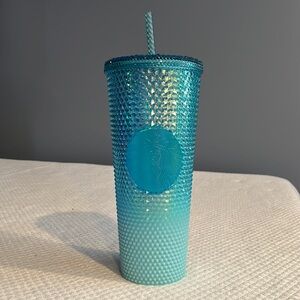 Winter 2022 Starbucks tumbler